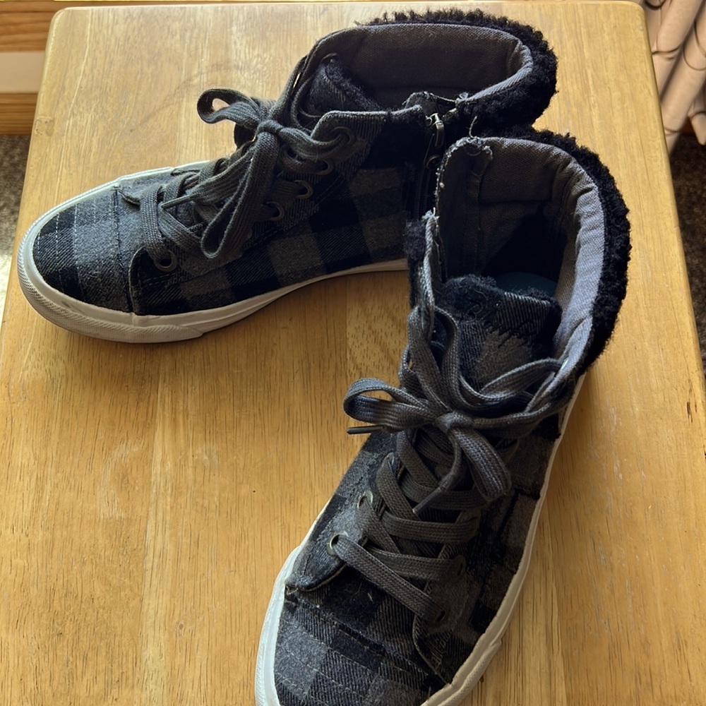 High top blowfish sneakers